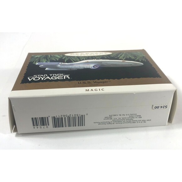 Hallmark Keepsake Ornament 1996 STAR TREK VOYAGER U.S.S. NCC-74656 Magic Light - Picture 2 of 9